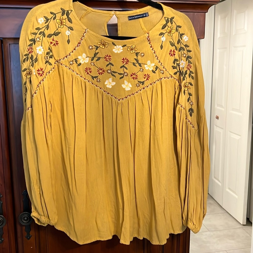 Size L Serene Bohemian top golden with embroidery